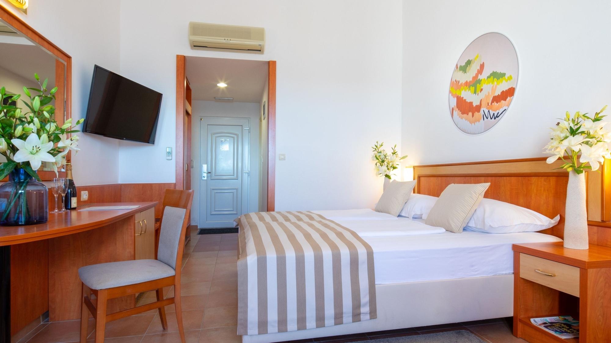 טוצפי Bluesun Holiday Village Afrodita מראה חיצוני תמונה